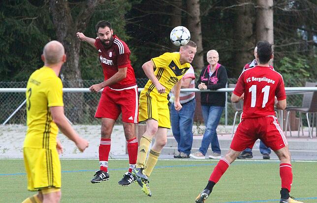 Bild 31: Bilder: FC Bergalingen zieht gegen SV Schwörstadt ins Pokal-Achtelfinale ein