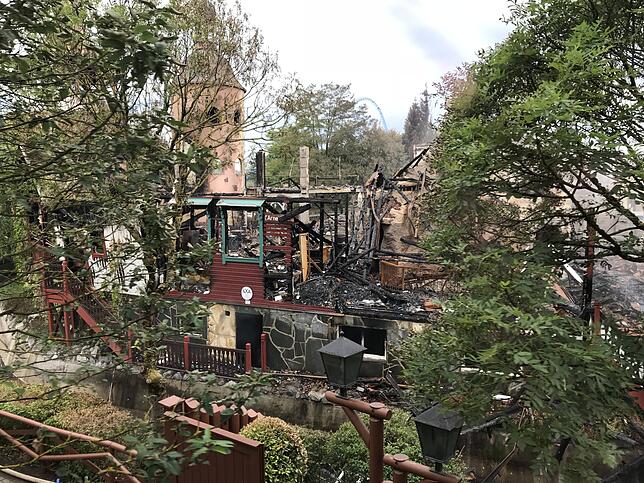 Ausmaße Schäden am Tag nach dem Großbrand im Europa Park in Rust am 27 05 2018 *** Physical damage