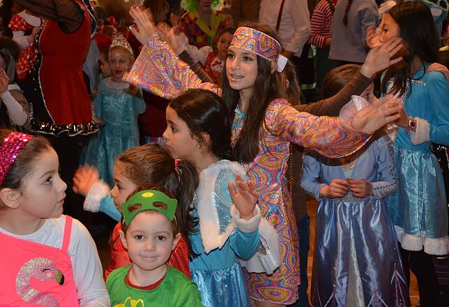 Bild 25: Die Bilder vom Kinderball in der Markdorfer Stadthalle
