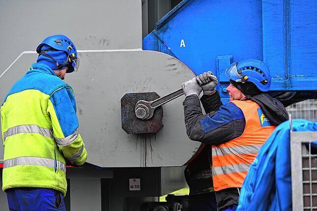 Bild 11: 300 Tonnen schwerer Trafo-Transport – Das sind die Bilder!