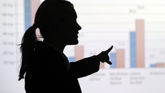 Oft sind es die Frauen, die beim Aufstieg in Führungspositionen den Kürzeren ziehen. Ein Ausnahme können Krisensituationen sein &ndash; ...