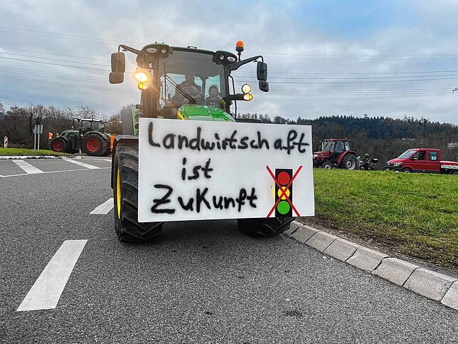 Bild 27: Protest der Landwirte &ndash; Bilder der Sternfahrt nach Horheim am Montag