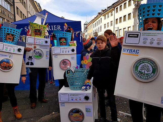 Bild 13: Die schönsten Bilder und Videos von der SÜDKURIER-Fasnacht auf der Marktstätte! Ho Narro!