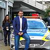 Ordnungsamtschef Dominic Rago (Mitte) ist stolz auf seine Mitarbeiter Kalliopi Tsaknaki und Frank Fournes.
