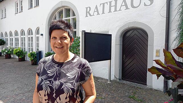 Regina Holzhofer ist ab dem 1. März 2023 die neue Hauptamtsleiterin der Stadt Markdorf. Die 41-Jährige folgt auf den langjährigen ...