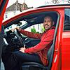 Carlo Kracheel betreibt eine Fahrschule in Überlingen. Er bestätigt, dass Fahrschüler immer mehr Fahrstunden brauchen, um ...