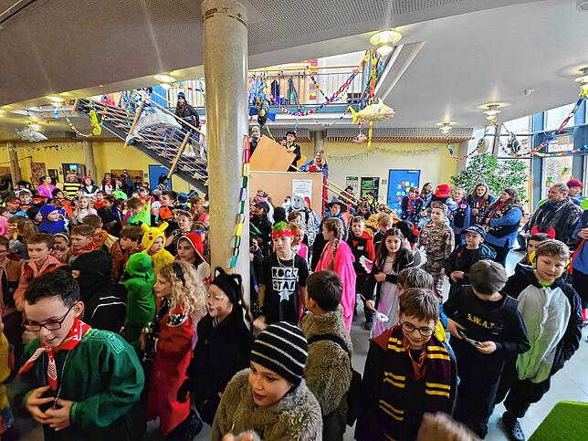 Bild 6: Bilder von Schülerbefreiung und &bdquo;Bettle go&ldquo; in Horheim