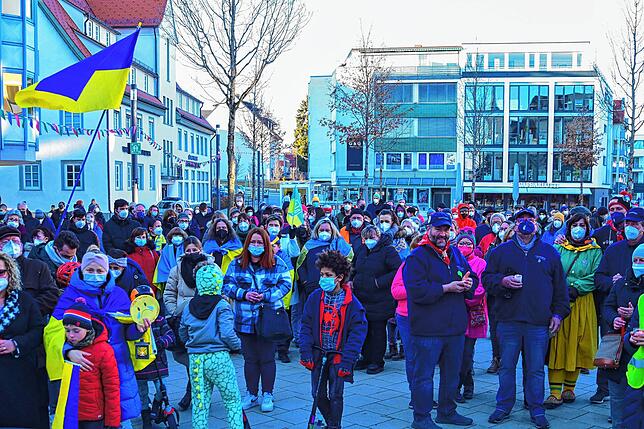 Bild 7: Friedensdemos am Bodensee und im Schwarzwald