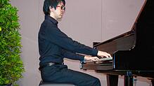 Der japanische Klaviervirtuose Ryo Yamanishi begeisterte im Bürgerhaus zwei Mal hintereinander mit anspruchsvollen Spätwerken aus der ...