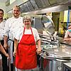 Das Team der Küche der Caritaswerkstätten Hochrhein (von links): Reiner Fickert, Heidi Berner, Chefkoch Gordian Böhler, Stellvertreter ...