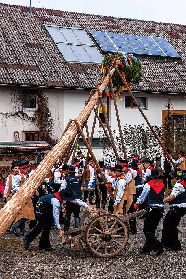 Ob es diese Jahr ein Narrenbaumstellen in Owingen-Billafingen geben wird, ist aktuell noch unklar. Dieses Bild entstand 2019.