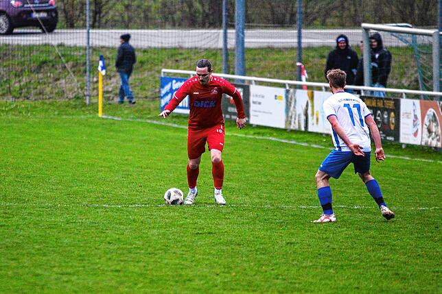 Bild 17: SG Stühlingen/Weizen II gewinnt Spitzenspiel mit 2:0 gegen SC Lauchringen – und wir haben Fotos!