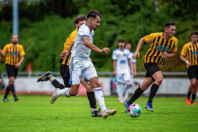Bild 1: Reserve des SV Blau-Weiß Murg bezwingt den SV Nöggenschwiel mit 3:1 &ndash; und wir haben Bilder!