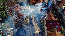 Hauseigentümer und Bewohner sind nach dem Großbrand in der Zollernstraße vor einem Scherbenhaufen.