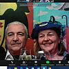 Eine närrische Zoom-Konferenz mit Beate und Michael Braun. Das Ehepaar ist gewissermaßen der Gipfel der Überlinger Fastnacht. Sie leitet ...