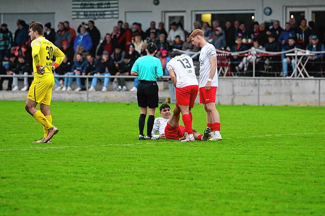 Bild 9: Salem dreht das Derby in Überlingen! Unsere große Bildergalerie zum Landesliga-Duell