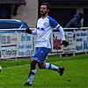 Wichtiges Tor: Fabio Erne (links, gegen Robin Back) traf beim 4:0-Sieg der SG Weilheim/Gurtweil bei der SG Höchenschwand kurz vor der ...
