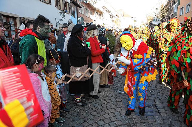 Bild 48: Fasnetszauber in Engen: Jubiläumsumzug 2025 in beeindruckenden Bildern