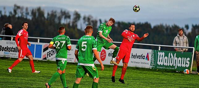Bild 8: SV Herten siegt mit 4:3 beim FC Schlüchttal &ndash; und wir haben Bilder!