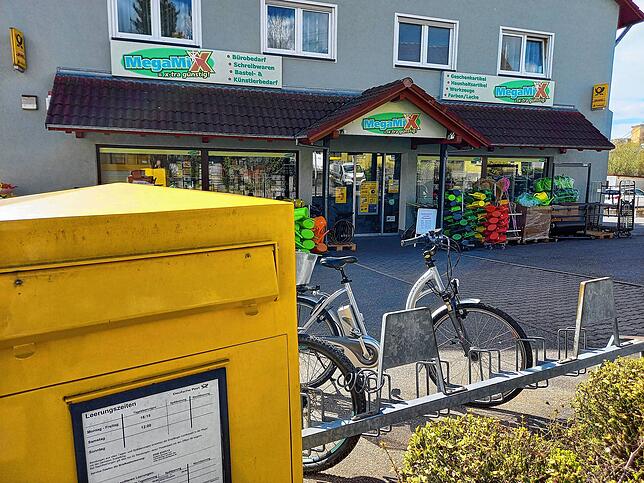 Der Megamix ist ein beliebter Einkaufsmarkt in der Markdorfer Hauptstraße. In der dortigen Postagentur war die getötete Frau seit ...