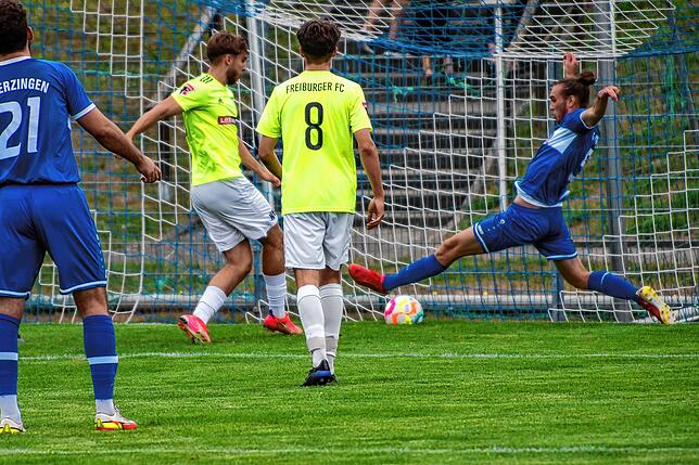 Bild 29: FC Erzingen schickt U23 des Freiburger FC mit einer 6:2-Packung nach Hause &ndash; und wir haben Bilder!