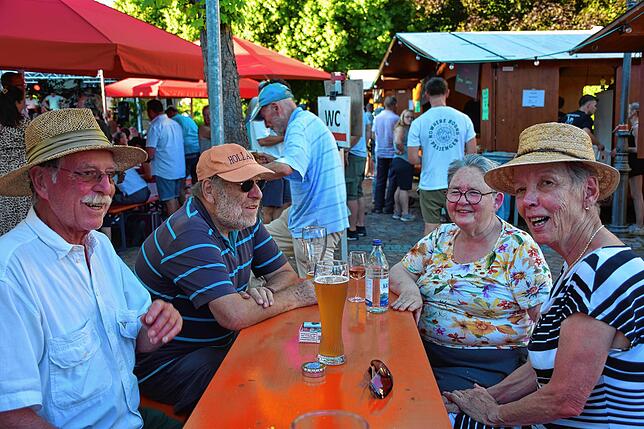 Bild 13: Tolle Stimmung bei Kaiserwetter in Kippenhausen