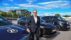 ZF-Vorstand Peter Holdmann trägt als Chef der Fahrwerkstechnik-Sparte die Verantwortung für 33.000 Mitarbeiter an 60 Standorten weltweit.