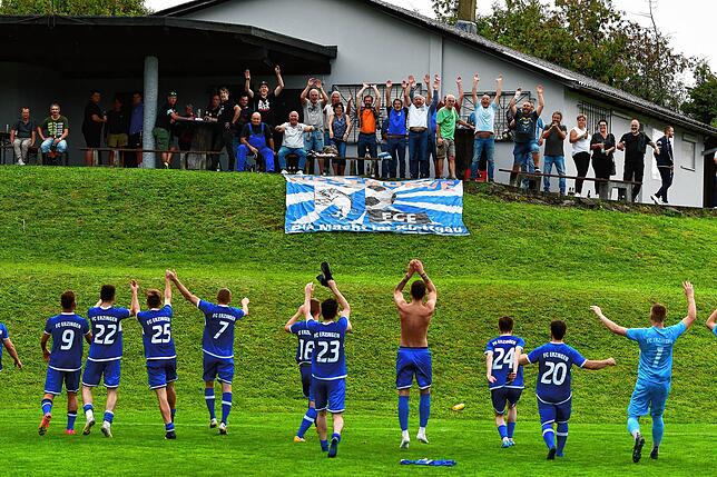 Bild 40: FC Erzingen besiegt Verfolger SG Mettingen/Krenkingen knapp mit 2:1 &ndash; und wir haben die Bilder!