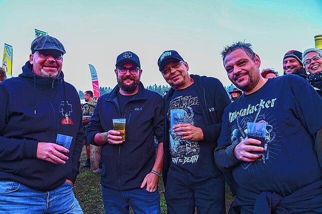 Bild 19: Bilder vom Metalacker: &bdquo;Rage&ldquo; versetzt die Fans der härteren Musik-Gangart in Begeisterung