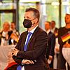 Ein ernst blickender Thorsten Frei bei der CDU-Wahlparty in der Donauhalle: Das Direktmandat hat er gewonnen, allerdings hat die CDU ...