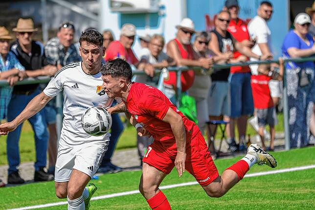 Bild 15: SV 08 Laufenburg siegt 5:2 im ersten Relegationsspiel beim FC Pfaffenweiler – wir haben Fotos!