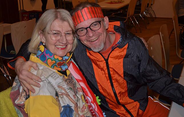 Bild 2: Unvergesslich! So feierte Markdorf den Dreckkübelgschwätz 2025 – Fasnet pur in der Stadthalle!