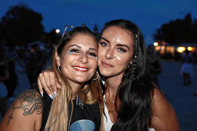 Bild 9: Auf Klein Venedig wummern die Bässe: Die besten Bilder vom Gute-Zeit-Festival