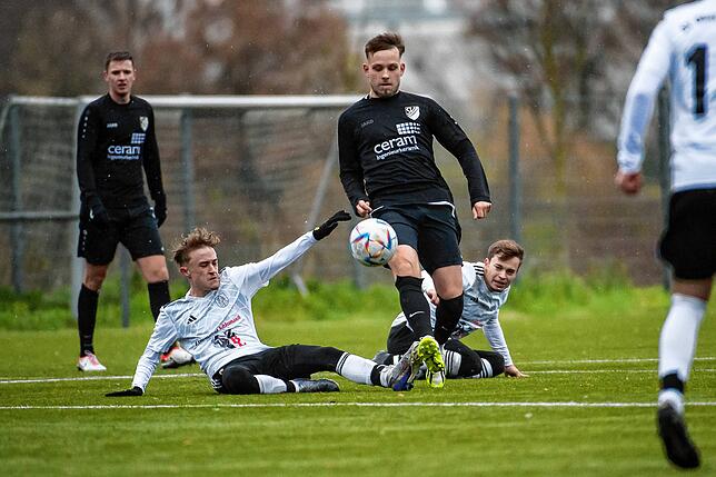 Bild 12: SV Obersäckingen beendet Serie des SV Eschbach mit 2:1 &ndash; und wir haben Bilder!