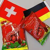 Neben dem Hasen möchten auch viele die kleinen Ostereier aus Milchschokolade genießen.