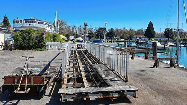 Um sie geht es: Die Brücke muss saniert werden und ist derzeit im Hafenbereich deponiert.