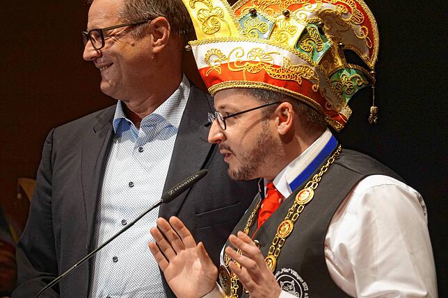 Dominik Schaaf (rechts) mit OB Jürgen Roth.
