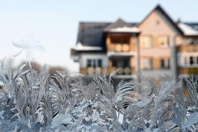 Neubau: Laut Destatis werden in immer mehr neuen Wohngebäuden in Deutschland Wärmepumpen zum Heizen installiert. Knapp zwei Drittel der ...