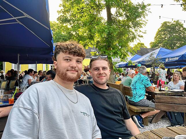 Bild 21: Zurück beim Publikum: Die Bregi House Band liefert ein fulminantes Comeback im Park