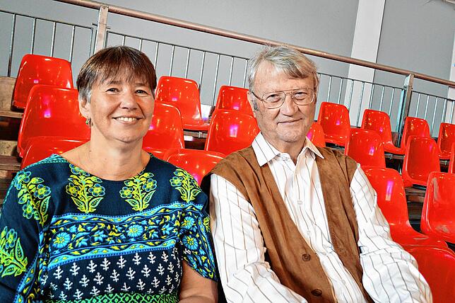 Sie ist großer Pferdefan, er nur Begleiter: Irene Blaha und Jochen Plonner sind gemeinsam zur Americana gekommen und freuen sich ...