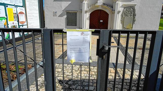 Die Martinskirche ist wegen Reparaturarbeiten geschlossen. In der Liebfrauenkirche finden jetzt wegen des Coronavirus keine ...