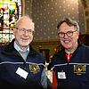 Pfarrer Bernhard Knobelspies und Ulrich Kaiser (von links) in der Lutherkirche. Kaiser kümmert sich bei der Vesperkirche um die Finanzen.