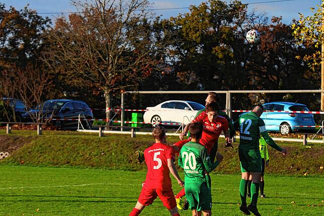 Bild 23: SV Rheintal gewinnt gegen Spvgg. Wutöschingen mit 3:0 &ndash; und wir haben Bilder!