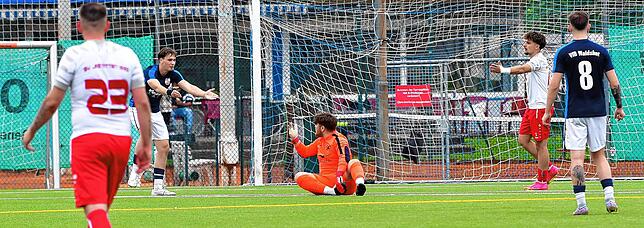 Bild 39: SV Jestetten siegt spät mit 2:1 beim VfB Waldshut – und wir haben Fotos!