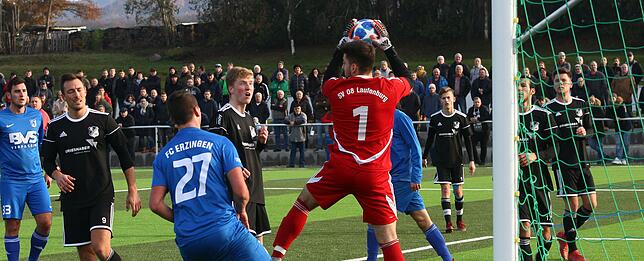 Bild 17: Tabellenführer SV 08 Laufenburg siegt 5:2 beim Verfolger FC Erzingen und wir haben die Bilder
