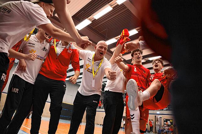 Bild 16: Der HSC Radolfzell sichert sich vorzeitig die Meisterschaft! Wir waren mit der Kamera dabei!