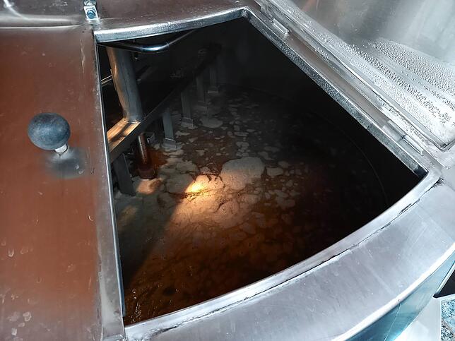 Blick in einem Kessel im Sudhaus der Löwenbrauerei. Hier ist viel Wärme nötig, der Energieträger hierfür ist Öl. Die Kosten dafür sind ...