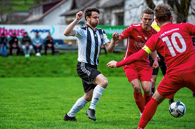 Bild 36: Spvgg. Wutöschingen gewinnt beim FC Grießen mit 3:1 &ndash; und wir haben Bilder!