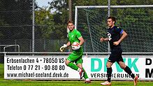 Marco Anders (links)  musste vor einer Woche im Landesliga-Auftaktspiel vorzeitig vom Feld. Am Sonntag ist der Torwart des FC ...