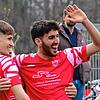 Andreas Romeo (rechts) jubelt hier mit seinen Teamkollegen. Der 24-Jährige ist nach dem Aufstieg in die Verbandsliga überzeugt vom ...